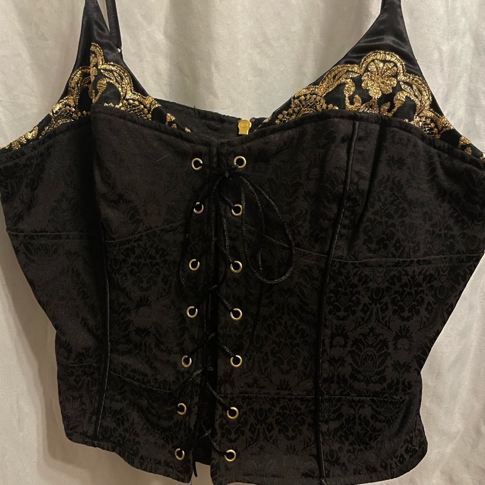 Top negro y dorado XL Baby Phat